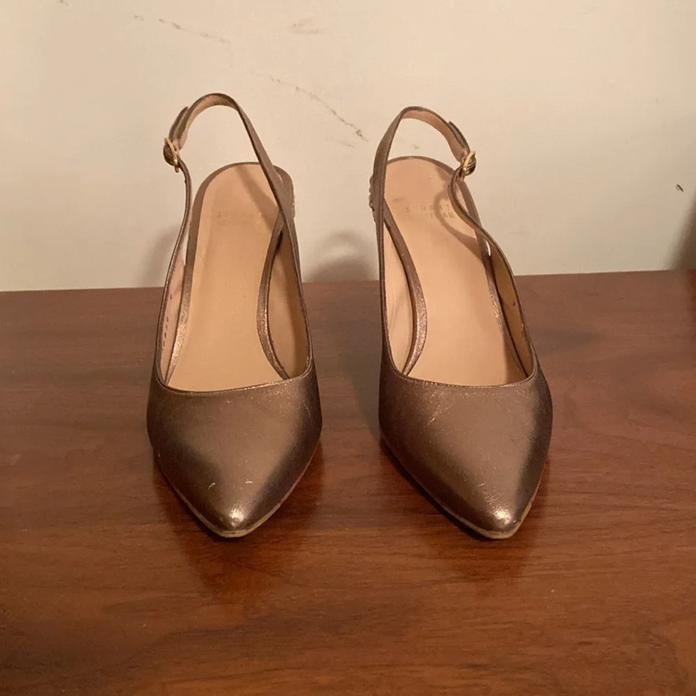 Stuart Weitzman - Picture 3 of 15